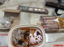 外卖包装内卷成“套娃”：酱料分盒、耗材泛滥、打包费加价，外卖过度包装痛点待“瘦身令”破解