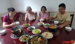 一桌热饭，半日陪伴！慈利流动“厨房”点亮困境老人久违笑脸丨26℃