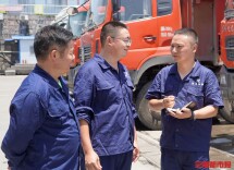 货车司机龙兵：希望公路旁有更多落脚的“家”​｜奔跑的人·对话