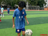 一次颠球6886个不掉，长沙“功夫女足”备战全国大赛