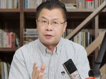 心有“银河”，轮椅也变战车｜军哥说新闻