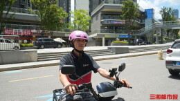 从配送骑手到社区“移动网格员”，他用“订单”把长沙跑成了家丨奔跑的人