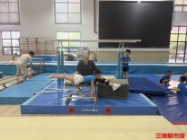 向奥运冠军的教练拜师，他非科班出身却带出多个少年冠军 | 另一方讲台