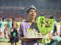 “张家界门神”18岁生日，潭潭界界两地球迷同送祝福