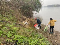 汉寿县坡头镇开展河湖清洁整治行动，清理转运垃圾约 36.5 吨