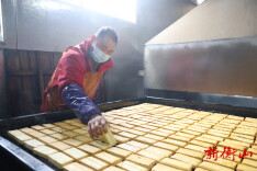 新春走基层 | 年底消费热潮来袭，衡山香干销量持续攀升