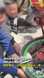留心这个“吃脚怪兽”！郴州一男孩玩耍时不慎被卡