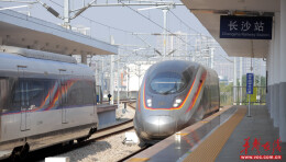 渝厦高铁渝长段开通近一周年 一站一景一路繁花