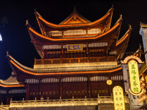 明清古巷：六百年的砖木，听见了奔跑的足音