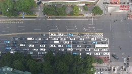 长沙五一路蔡锷路口“掉头难”破解了！1处变5处，并排掉头不再“堵成一锅粥”