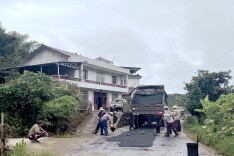 修补坑洼路 办好暖心事！桃源三阳桥村主干道修缮工程开工