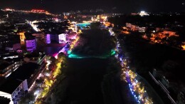 张家界武陵源：索溪河畔焕新颜，“Night Walk”受游客居民青睐