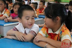 双向衔接助成长 通道侗族自治县幼儿园开展大班走进小学体验活动