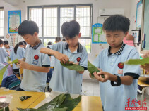 沅江玉潭：初夏清风暖 粽香满校园