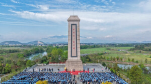 清明节前祭英烈