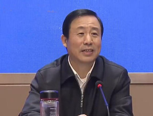 许达哲：坚决打好脱贫攻坚年度战役