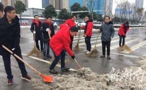 因为他们，暴雪后的长沙城畅通无阻