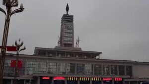 新春走基层 | 南下的返工绿皮车