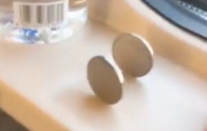 沿沪昆高铁看湖湘发展｜你知道硬币为什么在高铁上&ldquo;屹立不倒&rdquo;吗？