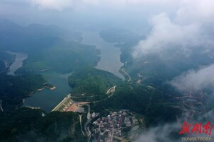 齐心协力守护好一江碧水 新田县政协开展水资源保护暨生态环保民主监督活动