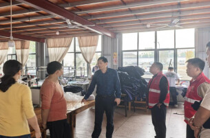 “法治护安人大行”安福街道县人大代表在行动