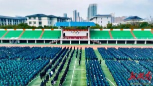 澧县一中优秀校友李诗华为母校首捐100万元