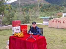 “湘超冠军”队长的乡村“幸福年”