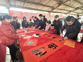 他们在长株潭绿心送“福”迎春