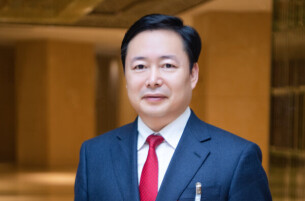 新湖南访谈丨加快推动高质量发展，奋力书写新时代高标准的“山乡巨变”——访省人大代表，益阳市委副书记、市长熊炜