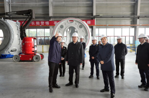 毛伟明在怀化调研