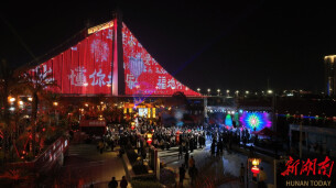 【新春走基层】春节来怀化东盟集 感受异域风情