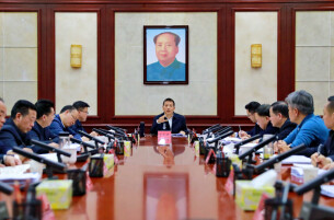 许忠建主持召开房地产领域历史遗留问题处理和重点信访问题化解专题调度会