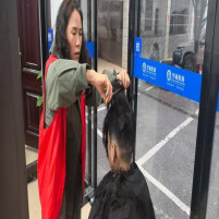 早春虽寒温情在，望城区救助管理站全力救助帮扶流浪人员