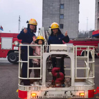 “锋”火相传，暖心帮扶照亮困境家庭