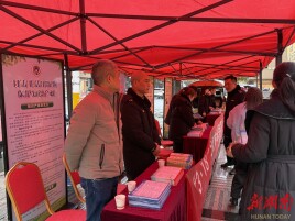 临湘：法治护苗传清风 扫黄打非润民心