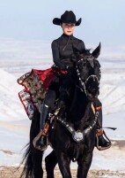 【湘江杂评】余泽宇：学习贺娇龙，答好“政绩观三问”