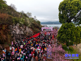 不惧风雨，不负春光！资兴市粉红徒步活动燃动东江湖