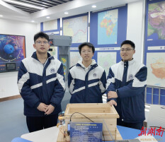 追风少年|防御虎头蜂，三名高中生用AI解养蜂难题