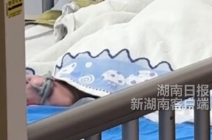 出生7天仅3公斤，主气道被堵超4/5！湖南成功救治全国最小气道肿物患儿