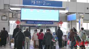 清明假期迎出行高峰 怀化站精准调配运力保障旅客顺畅出行