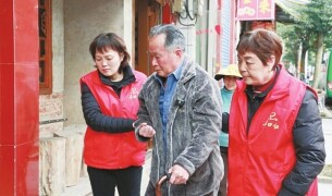 湖南日报|安化县平口镇新时代文明实践所擦亮志愿服务品牌：一抹“平口红”，温暖千万家