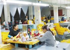 春日车间生产忙@湖南日报