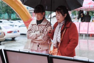 精准对接稳就业 用心服务暖民心——自贸区郴州片区、高新区创新创新用工保障 精准匹配需求