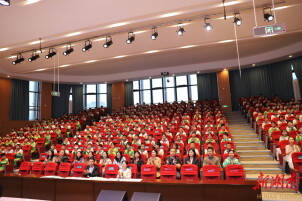 诵诗歌、答科普、晒作品～这个小学阅读活动氛围感拉满