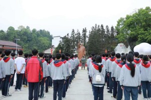 安化县职业中专：传承红色基因 践行志愿精神 