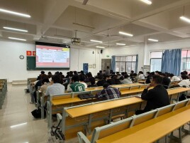 长沙南方职业学院：党委书记深入思政课堂听课指导 筑牢思政育人根基