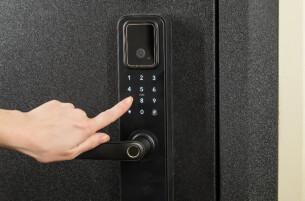 房主将住宅变“网约房”，邻居起诉叫停，法院判了