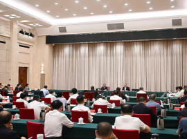 省委理论学习中心组开展集体学习 吴汉圣作辅导报告 沈晓明主持并讲话