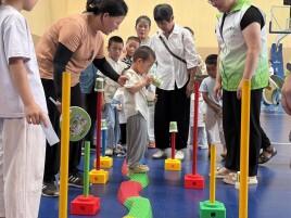 绥宁县智慧苗圃儿童潜力开发中心开展 “童趣飞扬・悦动六一” 亲子主题活动