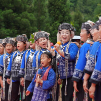 苗族“情人节”有多浪漫？直击吕洞山“挑葱会·山歌节”现场